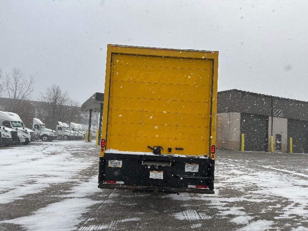 Medium Duty Box Truck-Light and Medium Duty Trucks-International-2021-MV607-Akron-OH-203,725\n\t\tmiles-$ 41,750 - Image 7