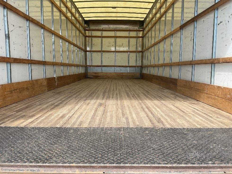Medium Duty Box Truck-Light and Medium Duty Trucks-International-2021-MV607-Akron-OH-227,692\n\t\tmiles-$ 39,500 - Image 10
