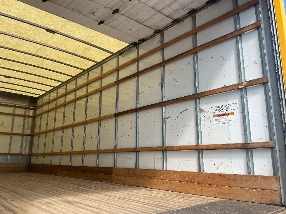 Medium Duty Box Truck-Light and Medium Duty Trucks-International-2021-MV607-Akron-OH-227,692\n\t\tmiles-$ 39,500 - Image 12