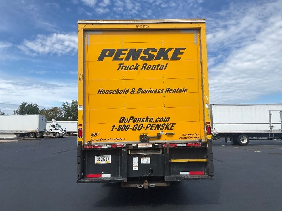 Medium Duty Box Truck-Light and Medium Duty Trucks-International-2021-MV607-Akron-OH-227,692\n\t\tmiles-$ 39,500 - Image 7