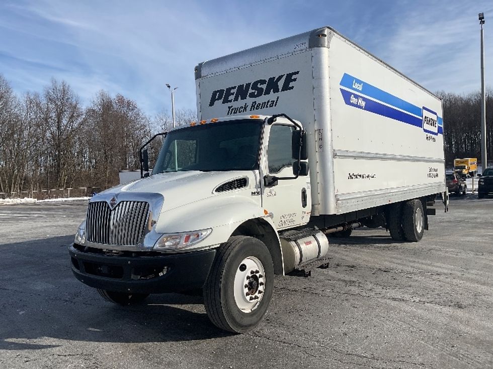 Medium Duty Box Truck-Light and Medium Duty Trucks-International-2021-MV607-Akron-OH-252,820\n\t\tmiles-$ 41,000 - Image 3