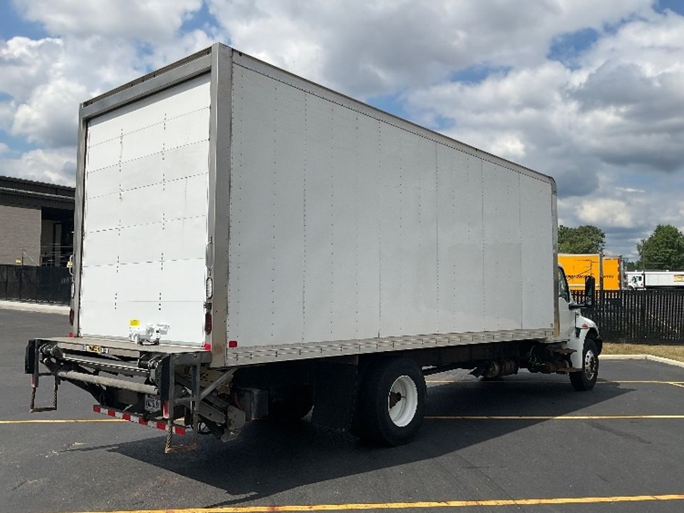 Medium Duty Box Truck-Light and Medium Duty Trucks-International-2021-MV607-Akron-OH-323,853\n\t\tmiles-$ 28,250 - Image 13