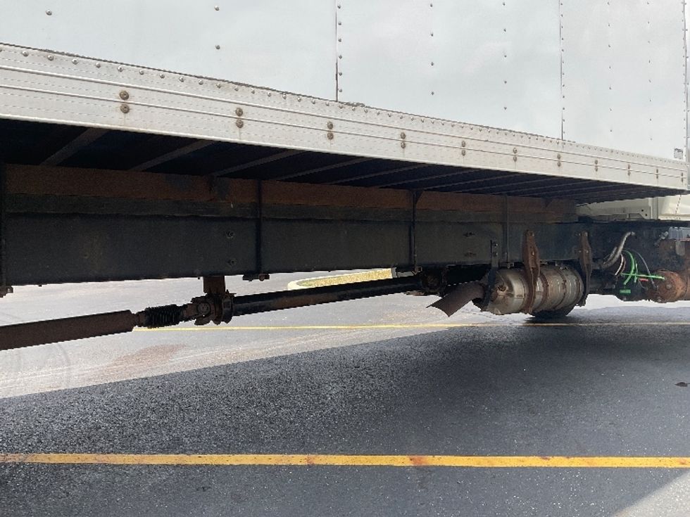 Medium Duty Box Truck-Light and Medium Duty Trucks-International-2021-MV607-Akron-OH-323,853\n\t\tmiles-$ 28,250 - Image 14