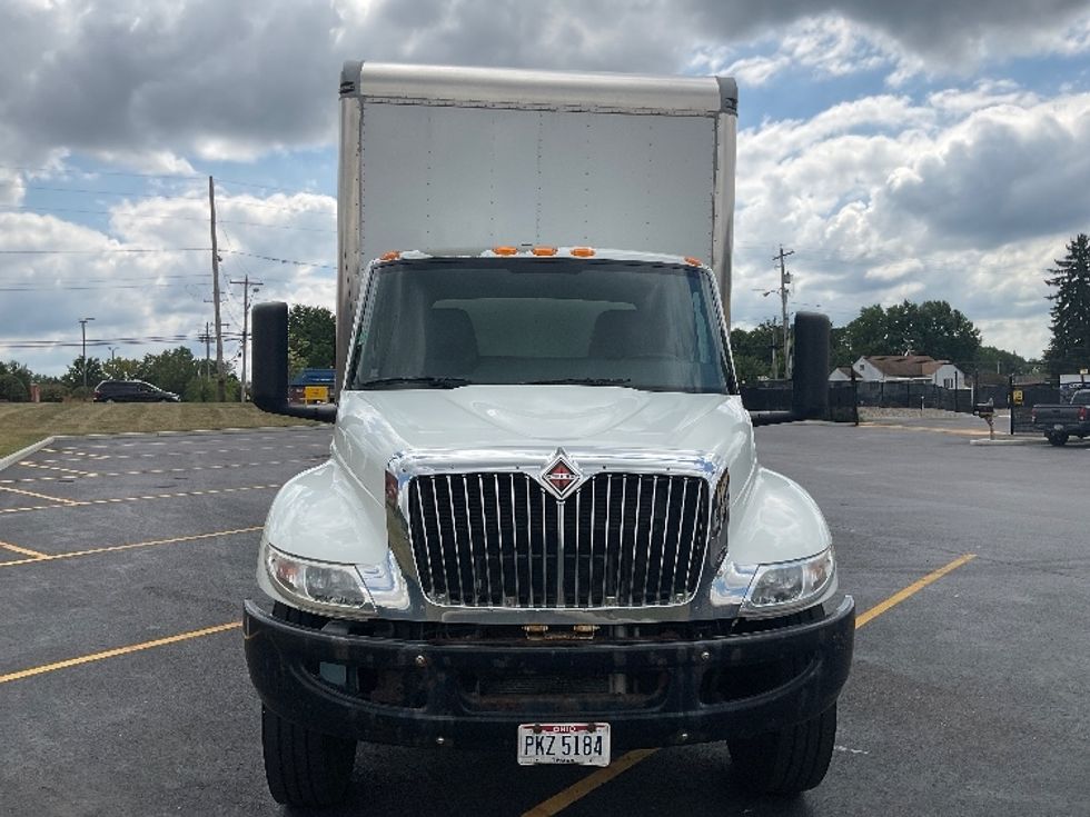 Medium Duty Box Truck-Light and Medium Duty Trucks-International-2021-MV607-Akron-OH-323,853\n\t\tmiles-$ 28,250 - Image 2