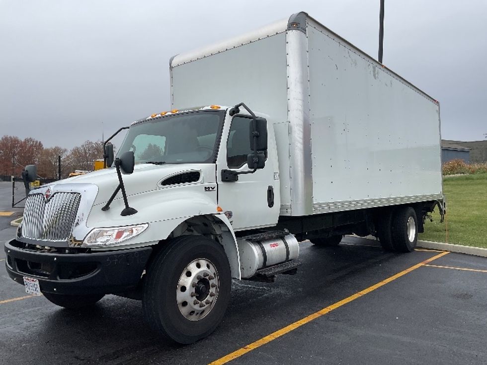 Medium Duty Box Truck-Light and Medium Duty Trucks-International-2021-MV607-Akron-OH-54,577\n\t\tmiles-$ 70,000 - Image 1