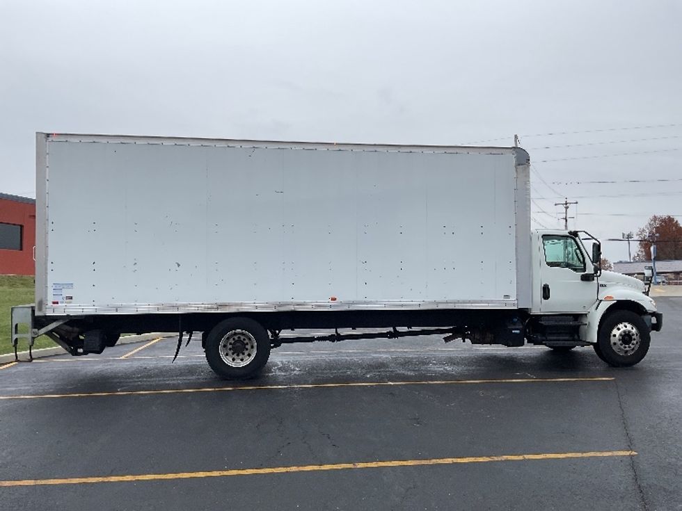 Medium Duty Box Truck-Light and Medium Duty Trucks-International-2021-MV607-Akron-OH-54,577\n\t\tmiles-$ 70,000 - Image 15