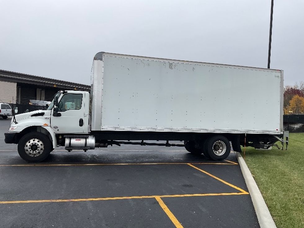 Medium Duty Box Truck-Light and Medium Duty Trucks-International-2021-MV607-Akron-OH-54,577\n\t\tmiles-$ 70,000 - Image 3