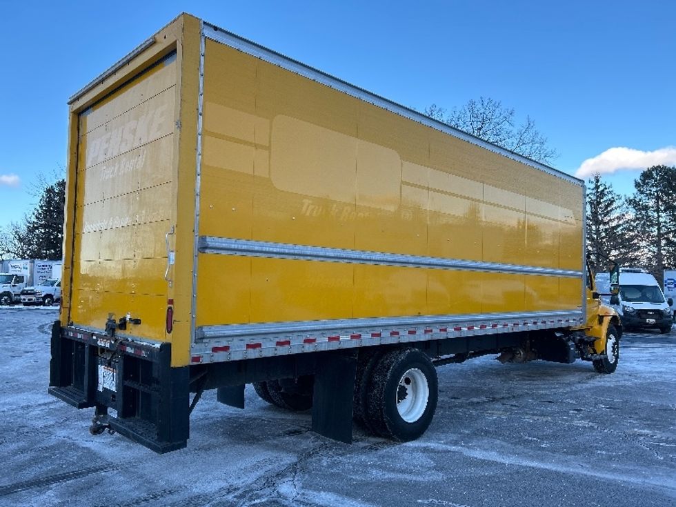 Medium Duty Box Truck-Light and Medium Duty Trucks-International-2021-MV607-Albany-NY-198,937\n\t\tmiles-$ 37,750 - Image 12