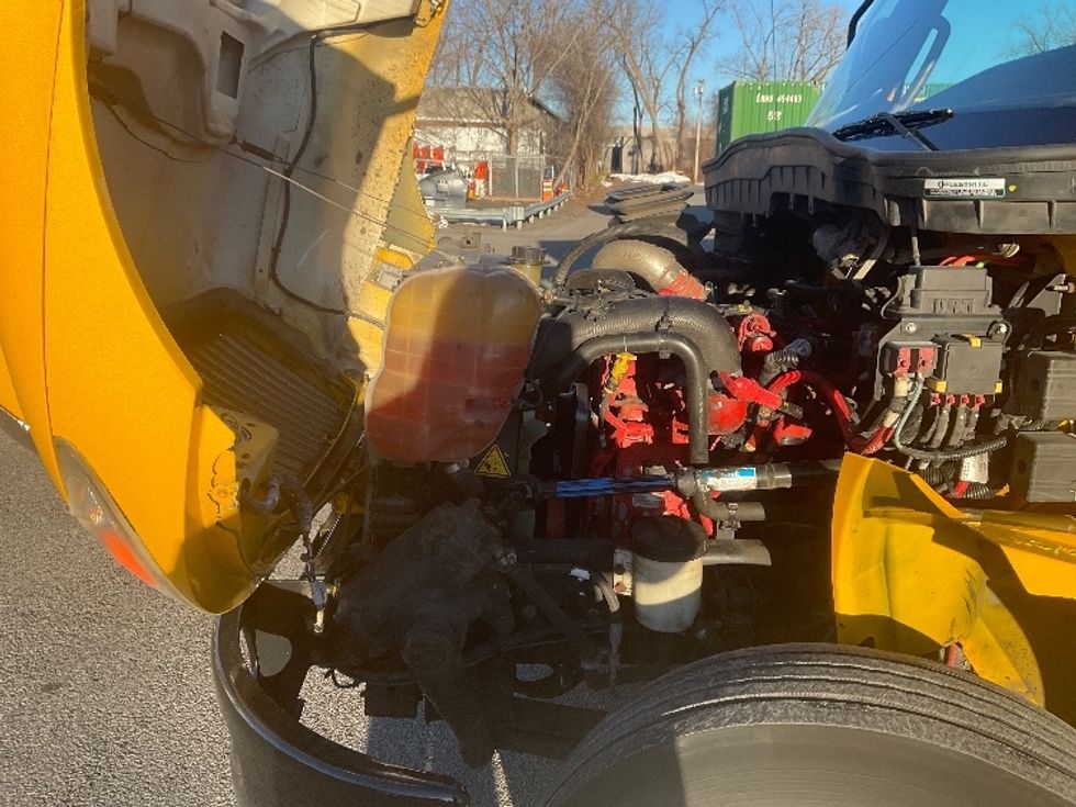 Medium Duty Box Truck-Light and Medium Duty Trucks-International-2021-MV607-Albany-NY-216,744\n\t\tmiles-$ 34,250 - Image 21