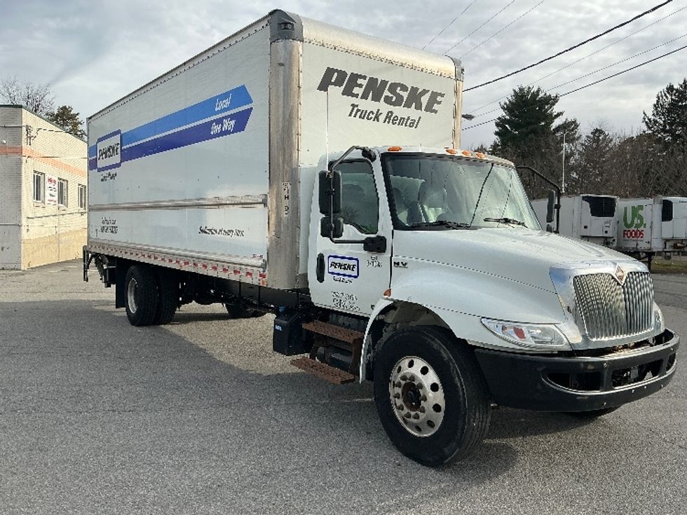 Medium Duty Box Truck-Light and Medium Duty Trucks-International-2021-MV607-Albany-NY-229,209\n\t\tmiles-$ 40,500 - Image 1