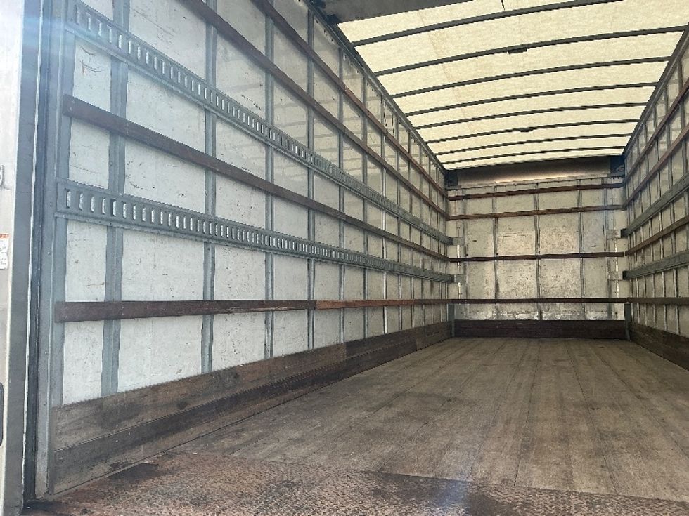 Medium Duty Box Truck-Light and Medium Duty Trucks-International-2021-MV607-Albany-NY-229,209\n\t\tmiles-$ 40,500 - Image 11