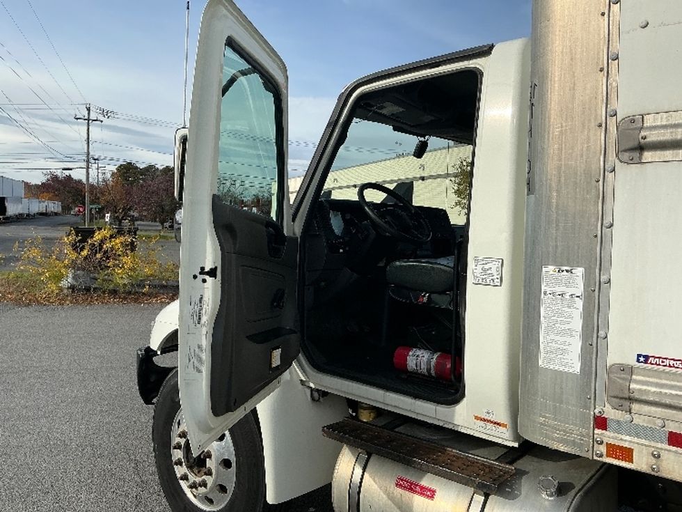 Medium Duty Box Truck-Light and Medium Duty Trucks-International-2021-MV607-Albany-NY-229,209\n\t\tmiles-$ 40,500 - Image 16