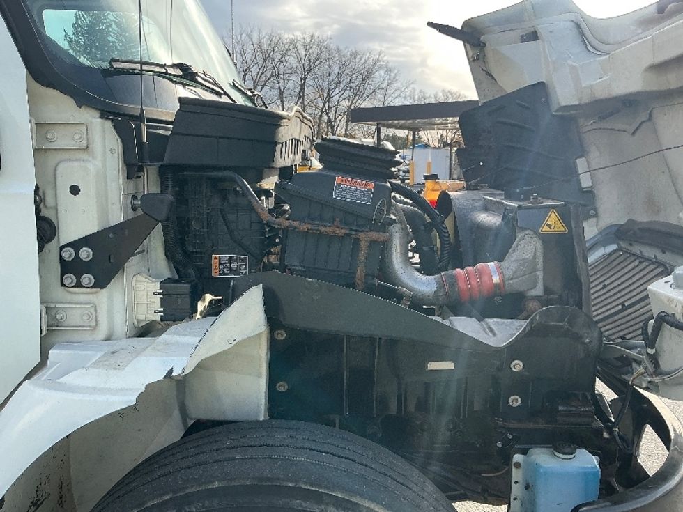 Medium Duty Box Truck-Light and Medium Duty Trucks-International-2021-MV607-Albany-NY-229,209\n\t\tmiles-$ 40,500 - Image 23