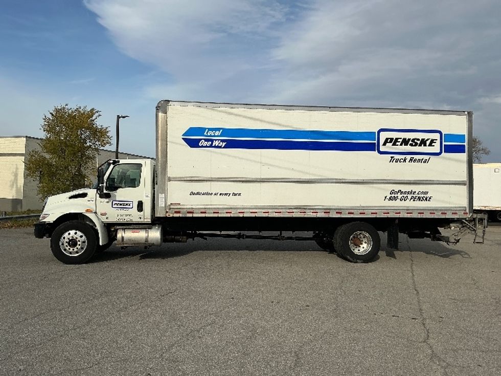 Medium Duty Box Truck-Light and Medium Duty Trucks-International-2021-MV607-Albany-NY-229,209\n\t\tmiles-$ 40,500 - Image 4
