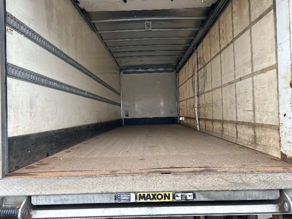 Medium Duty Box Truck-Light and Medium Duty Trucks-International-2021-MV607-Albany-NY-250,986\n\t\tmiles-$ 32,500 - Image 10