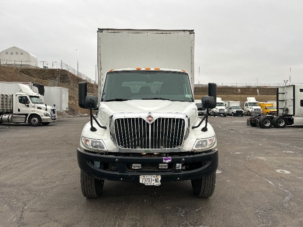 Medium Duty Box Truck-Light and Medium Duty Trucks-International-2021-MV607-Albany-NY-250,986\n\t\tmiles-$ 32,500 - Image 2