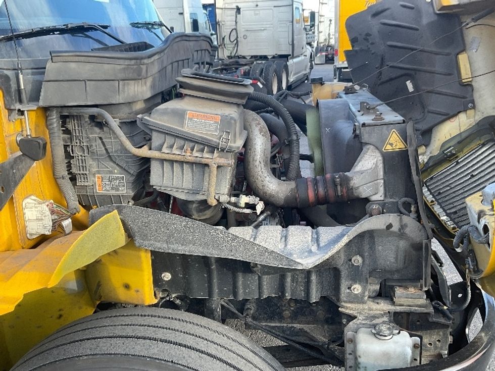 Medium Duty Box Truck-Light and Medium Duty Trucks-International-2021-MV607-Albuquerque-NM-231,922\n\t\tmiles-$ 37,750 - Image 23