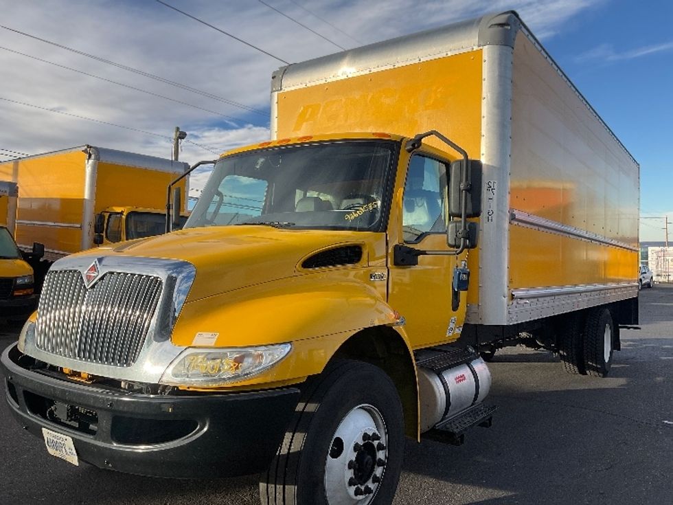 Medium Duty Box Truck-Light and Medium Duty Trucks-International-2021-MV607-Albuquerque-NM-231,922\n\t\tmiles-$ 37,750 - Image 3