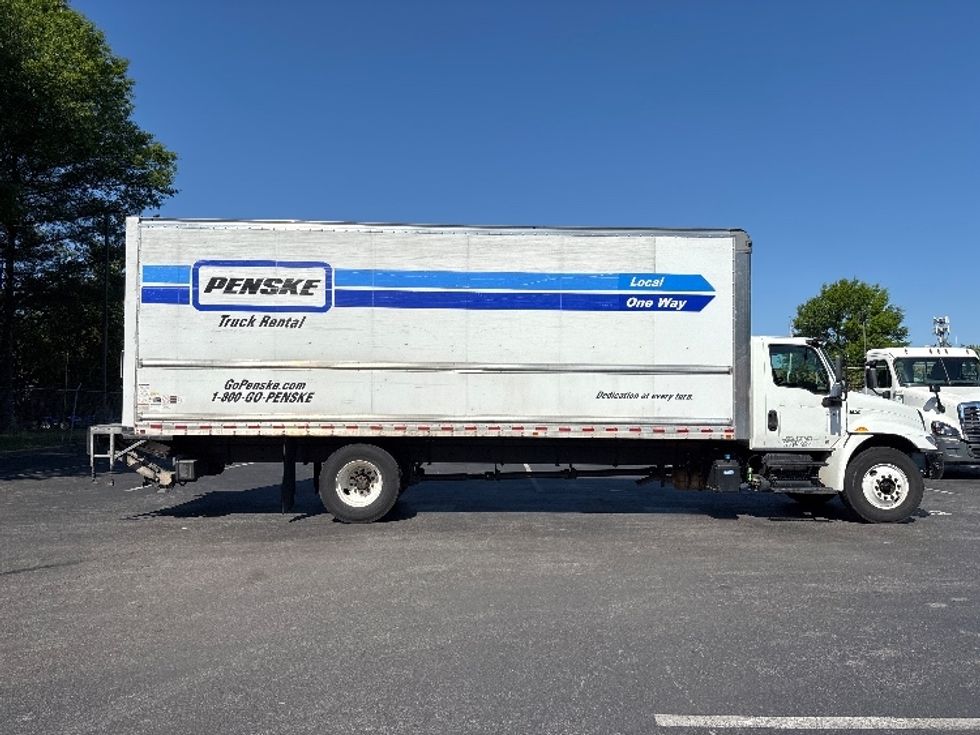 Medium Duty Box Truck-Light and Medium Duty Trucks-International-2021-MV607-Alexandria-VA-202,156\n\t\tmiles-$ 52,000 - Image 14