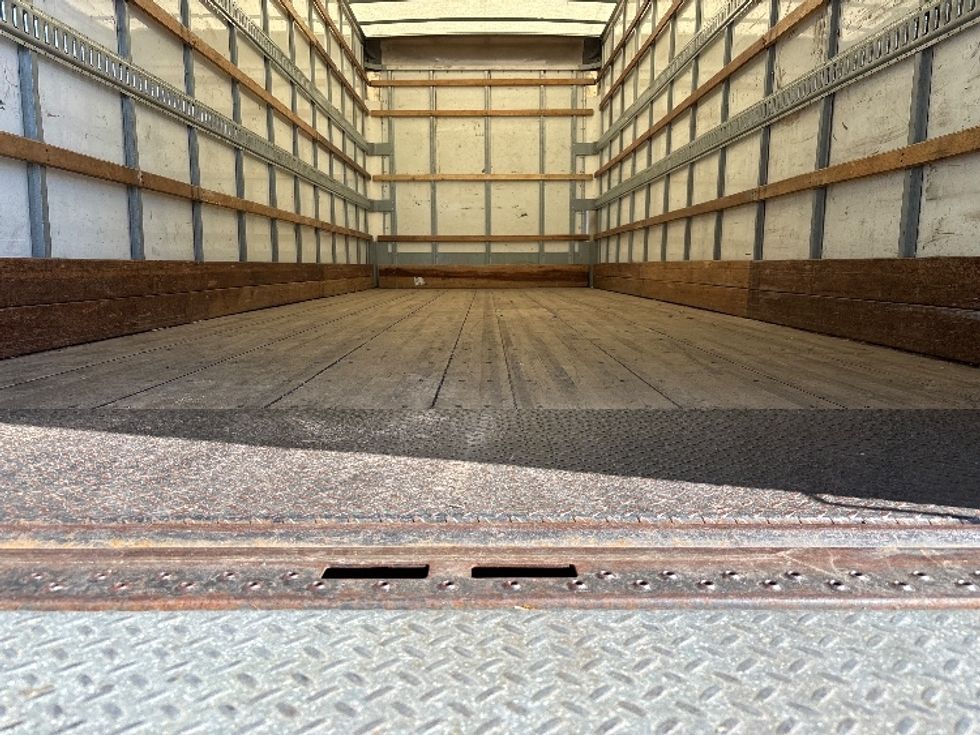 Medium Duty Box Truck-Light and Medium Duty Trucks-International-2021-MV607-Alexandria-VA-202,156\n\t\tmiles-$ 52,000 - Image 9