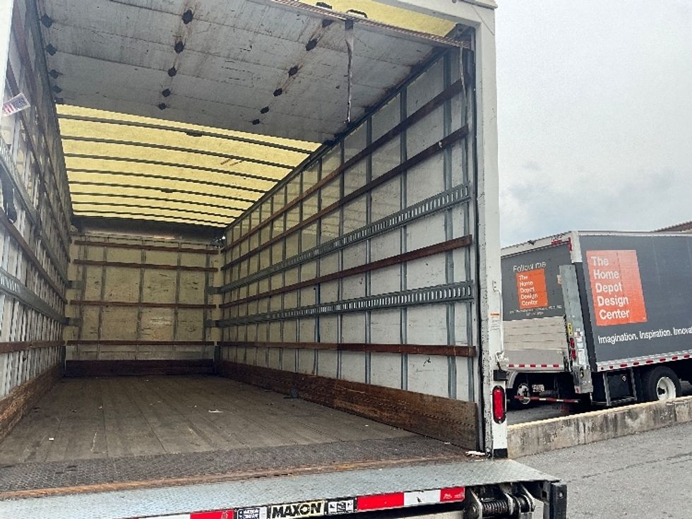 Medium Duty Box Truck-Light and Medium Duty Trucks-International-2021-MV607-Alexandria-VA-220,421\n\t\tmiles-$ 46,500 - Image 12