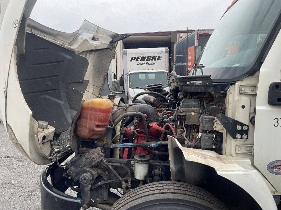 Medium Duty Box Truck-Light and Medium Duty Trucks-International-2021-MV607-Alexandria-VA-220,421\n\t\tmiles-$ 46,500 - Image 24