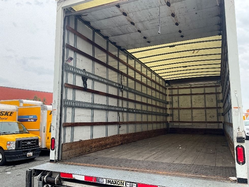 Medium Duty Box Truck-Light and Medium Duty Trucks-International-2021-MV607-Alexandria-VA-222,640\n\t\tmiles-$ 52,250 - Image 11