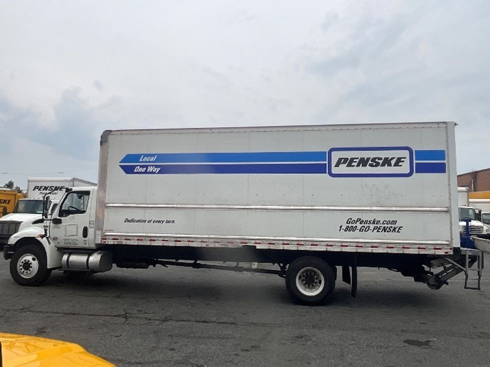 Medium Duty Box Truck-Light and Medium Duty Trucks-International-2021-MV607-Alexandria-VA-222,640\n\t\tmiles-$ 52,250 - Image 4