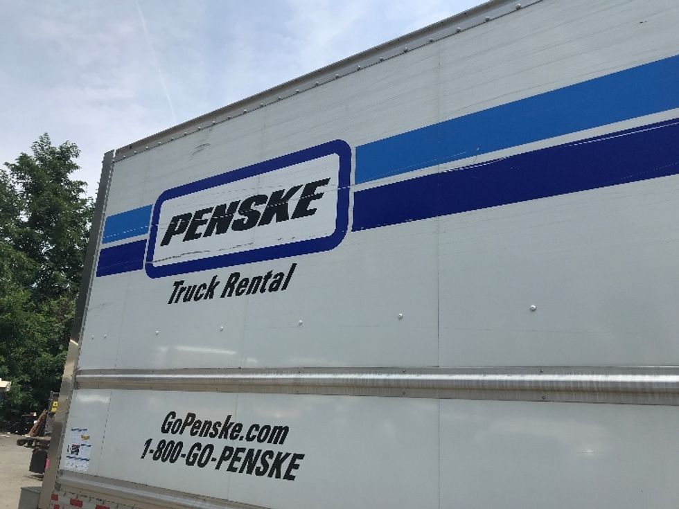 Medium Duty Box Truck-Light and Medium Duty Trucks-International-2021-MV607-Alexandria-VA-237,413\n\t\tmiles-$ 41,750 - Image 28