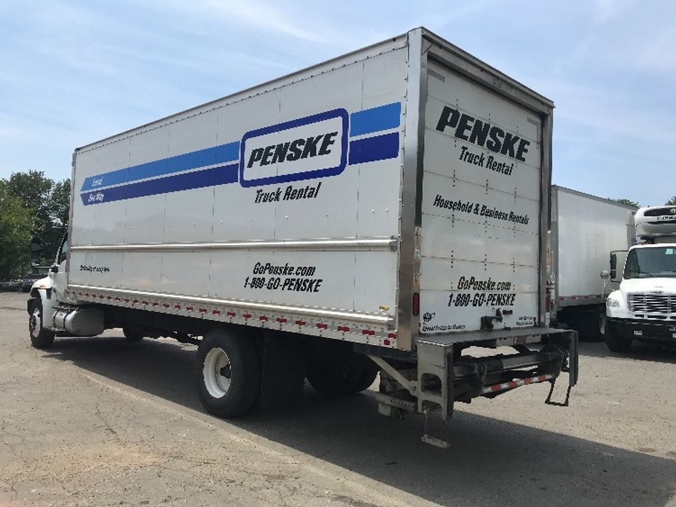 Medium Duty Box Truck-Light and Medium Duty Trucks-International-2021-MV607-Alexandria-VA-237,413\n\t\tmiles-$ 41,750 - Image 6