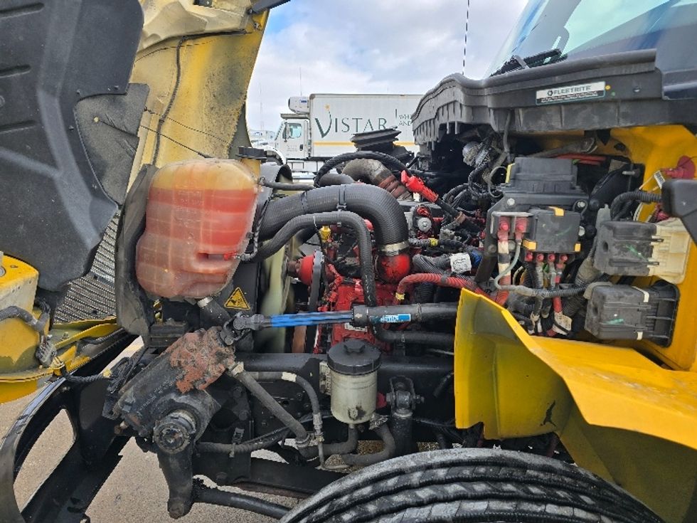 Medium Duty Box Truck-Light and Medium Duty Trucks-International-2021-MV607-Allen Park-MI-222,054\n\t\tmiles-$ 38,000 - Image 18