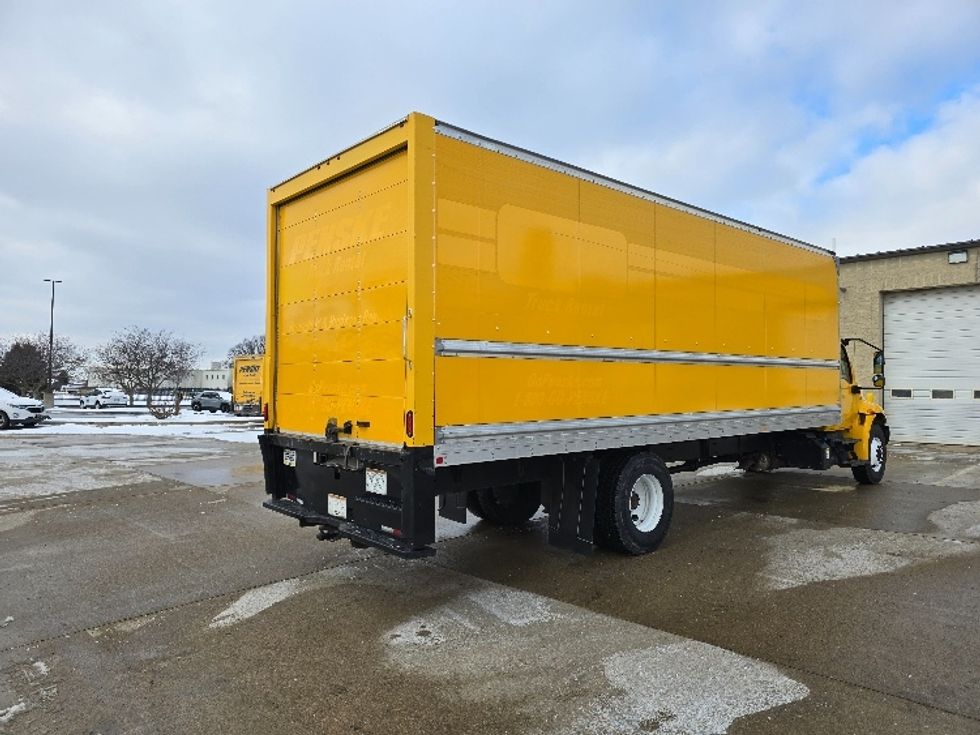 Medium Duty Box Truck-Light and Medium Duty Trucks-International-2021-MV607-Allen Park-MI-222,054\n\t\tmiles-$ 38,000 - Image 8