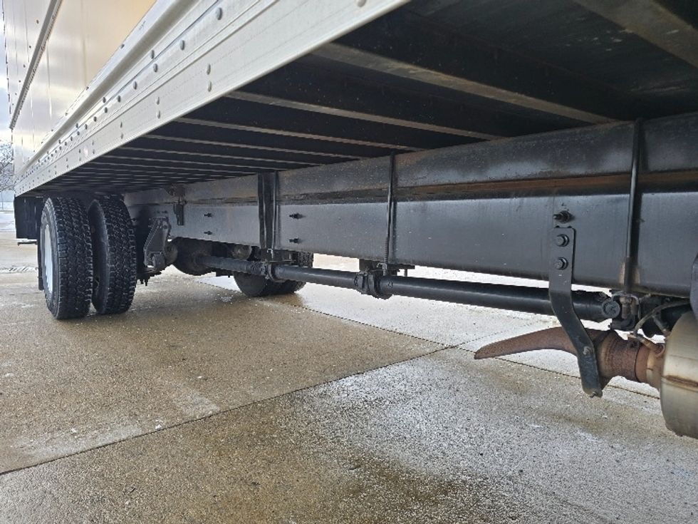 Medium Duty Box Truck-Light and Medium Duty Trucks-International-2021-MV607-Allen Park-MI-222,054\n\t\tmiles-$ 38,000 - Image 9