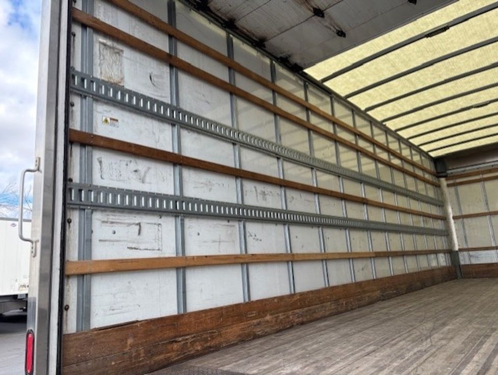 Medium Duty Box Truck-Light and Medium Duty Trucks-International-2021-MV607-Allentown-PA-219,415\n\t\tmiles-$ 44,750 - Image 10