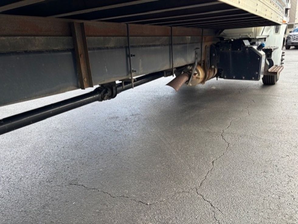 Medium Duty Box Truck-Light and Medium Duty Trucks-International-2021-MV607-Allentown-PA-219,415\n\t\tmiles-$ 44,750 - Image 13