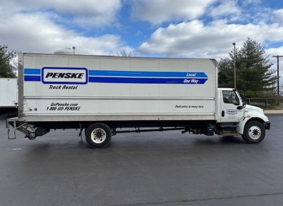 Medium Duty Box Truck-Light and Medium Duty Trucks-International-2021-MV607-Allentown-PA-219,415\n\t\tmiles-$ 44,750 - Image 14
