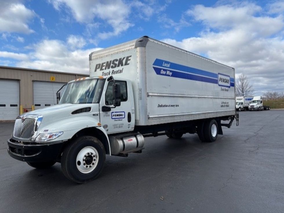 Medium Duty Box Truck-Light and Medium Duty Trucks-International-2021-MV607-Allentown-PA-219,415\n\t\tmiles-$ 44,750 - Image 3