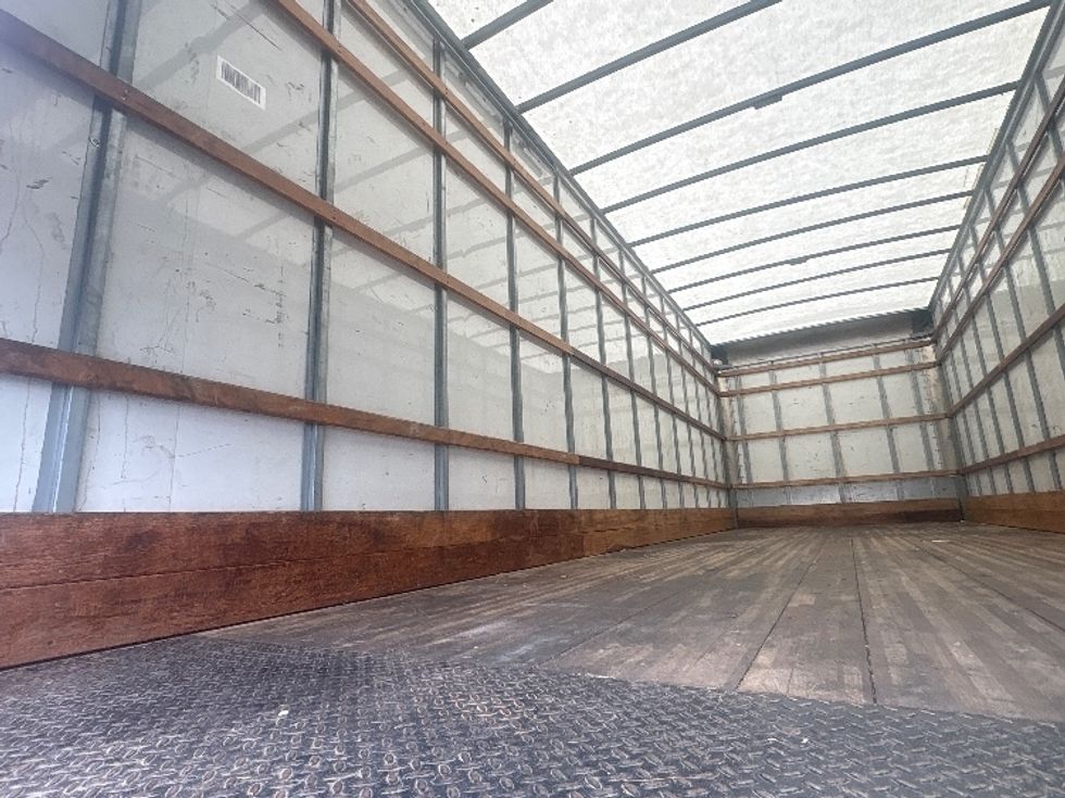 Medium Duty Box Truck-Light and Medium Duty Trucks-International-2021-MV607-Allentown-PA-279,103\n\t\tmiles-$ 29,250 - Image 11