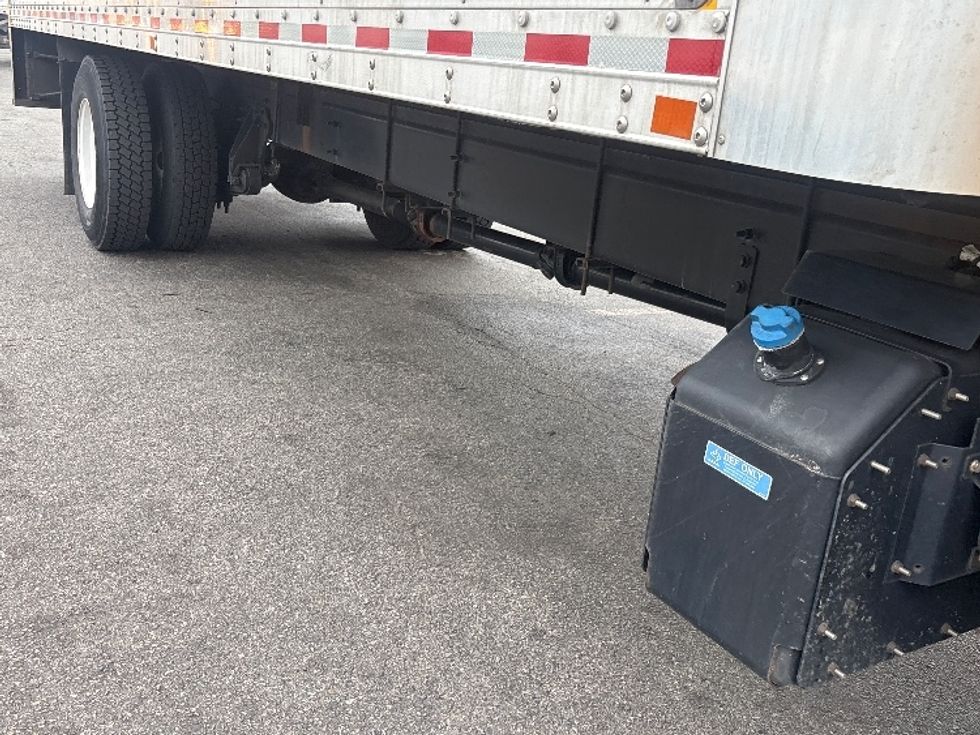 Medium Duty Box Truck-Light and Medium Duty Trucks-International-2021-MV607-Allentown-PA-279,103\n\t\tmiles-$ 29,250 - Image 14