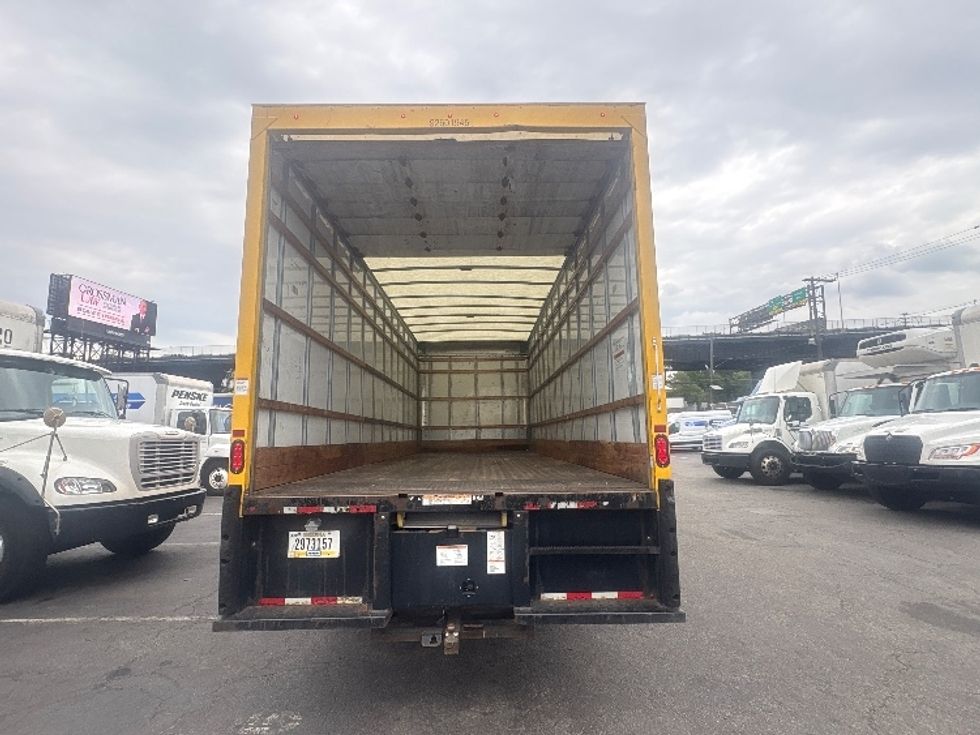 Medium Duty Box Truck-Light and Medium Duty Trucks-International-2021-MV607-Allentown-PA-279,103\n\t\tmiles-$ 29,250 - Image 8