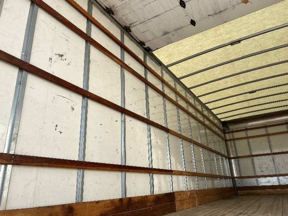 Medium Duty Box Truck-Light and Medium Duty Trucks-International-2021-MV607-Amarillo-TX-211,466\n\t\tmiles-$ 39,250 - Image 11