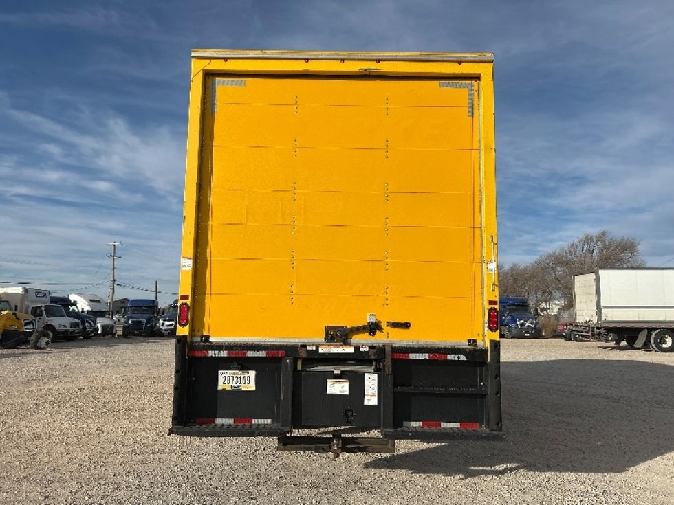 Medium Duty Box Truck-Light and Medium Duty Trucks-International-2021-MV607-Amarillo-TX-211,466\n\t\tmiles-$ 39,250 - Image 7