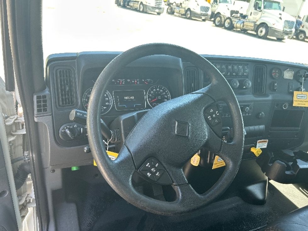 Medium Duty Box Truck-Light and Medium Duty Trucks-International-2021-MV607-Anderson-SC-187,412\n\t\tmiles-$ 55,500 - Image 18