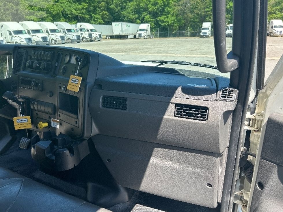 Medium Duty Box Truck-Light and Medium Duty Trucks-International-2021-MV607-Anderson-SC-187,412\n\t\tmiles-$ 55,500 - Image 21