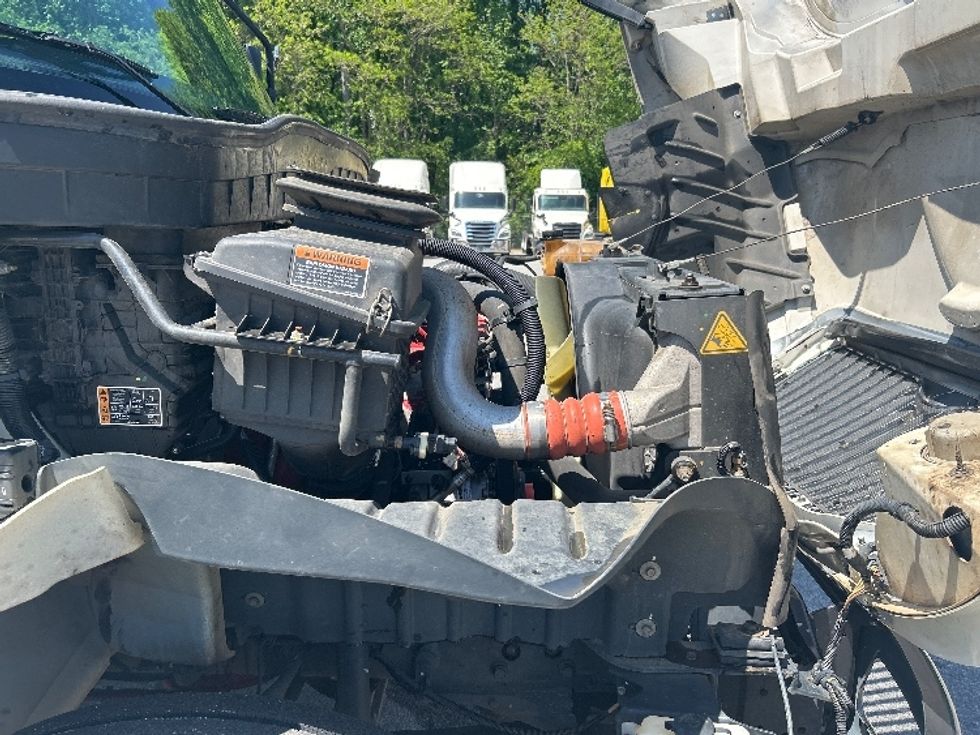 Medium Duty Box Truck-Light and Medium Duty Trucks-International-2021-MV607-Anderson-SC-187,412\n\t\tmiles-$ 55,500 - Image 23