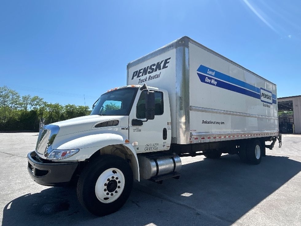 Medium Duty Box Truck-Light and Medium Duty Trucks-International-2021-MV607-Anderson-SC-187,412\n\t\tmiles-$ 55,500 - Image 3