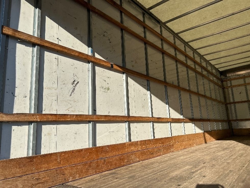 Medium Duty Box Truck-Light and Medium Duty Trucks-International-2021-MV607-Anderson-SC-223,333\n\t\tmiles-$ 38,750 - Image 10