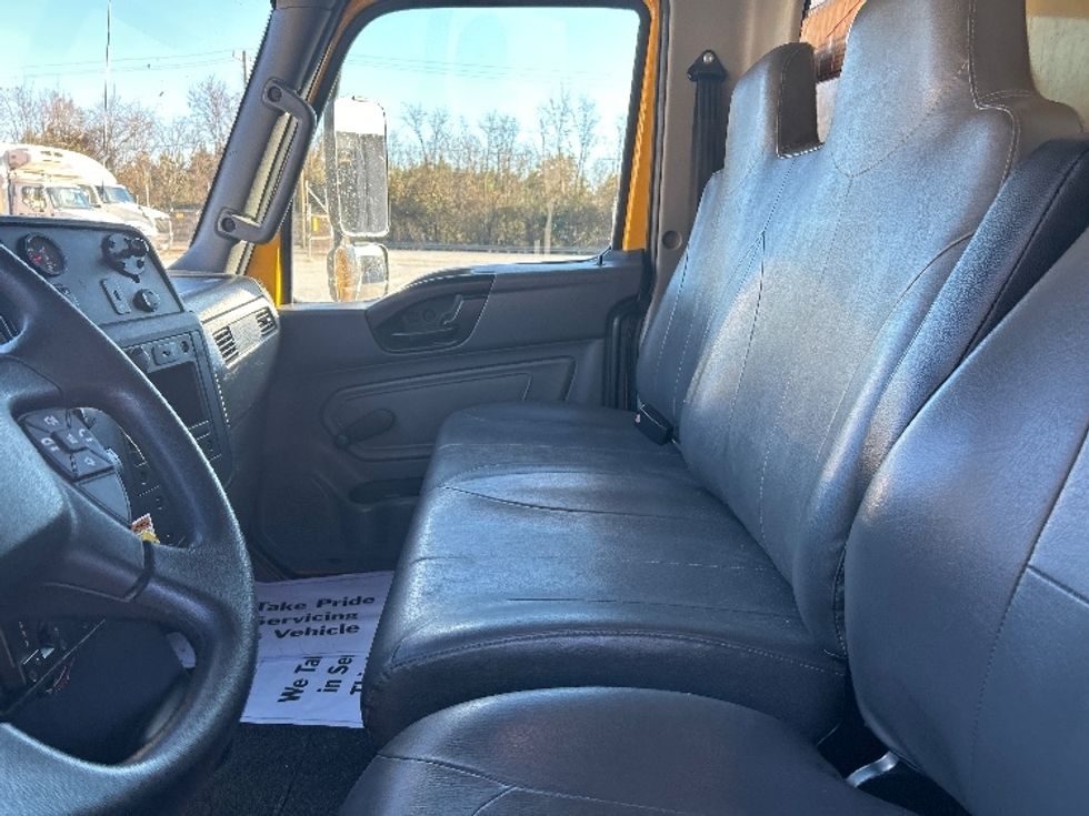 Medium Duty Box Truck-Light and Medium Duty Trucks-International-2021-MV607-Anderson-SC-223,333\n\t\tmiles-$ 38,750 - Image 18