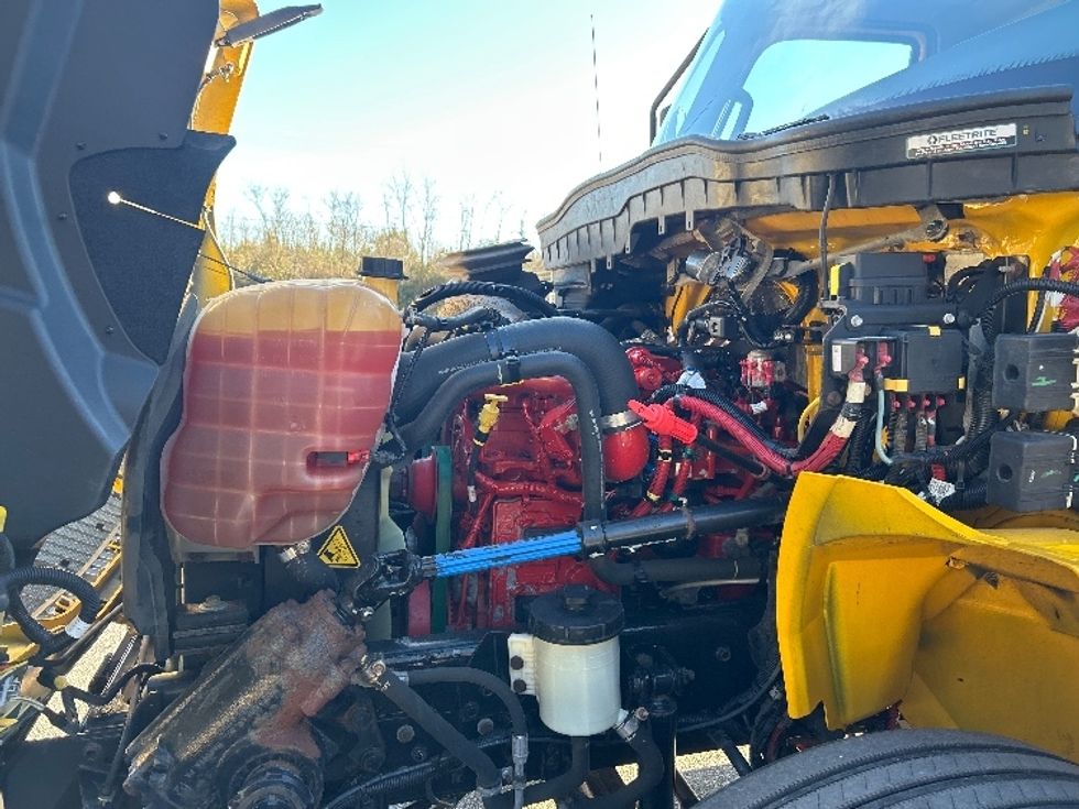 Medium Duty Box Truck-Light and Medium Duty Trucks-International-2021-MV607-Anderson-SC-223,333\n\t\tmiles-$ 38,750 - Image 23