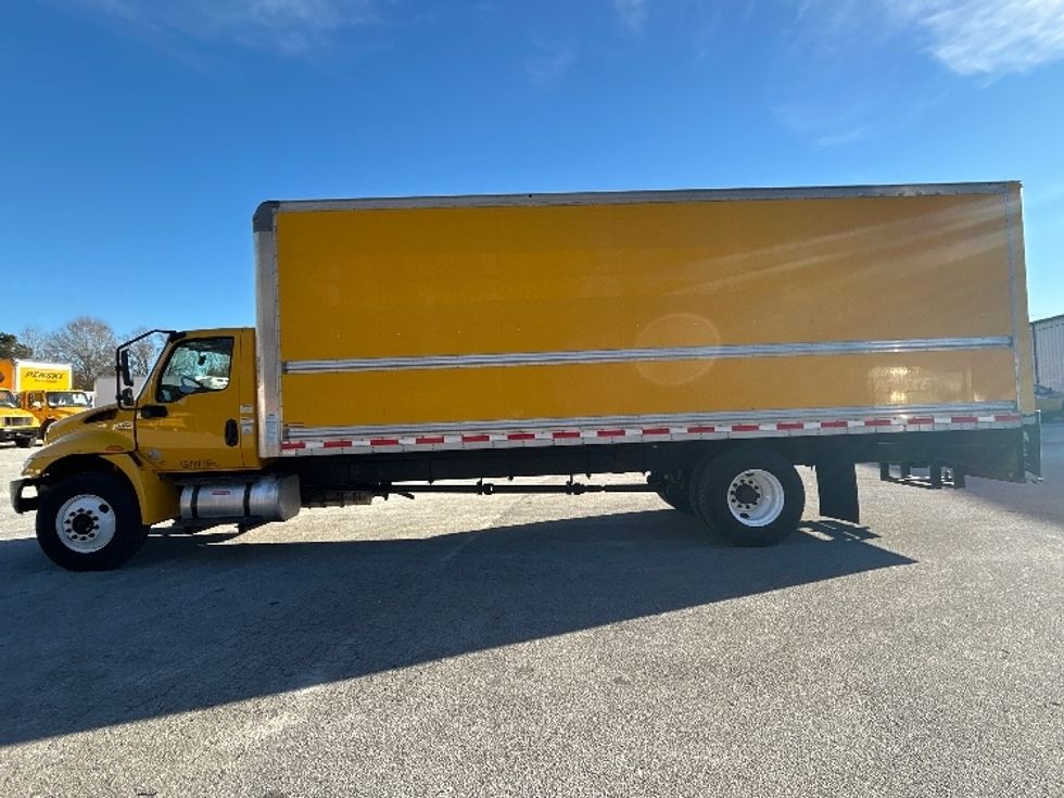Medium Duty Box Truck-Light and Medium Duty Trucks-International-2021-MV607-Anderson-SC-223,333\n\t\tmiles-$ 38,750 - Image 4
